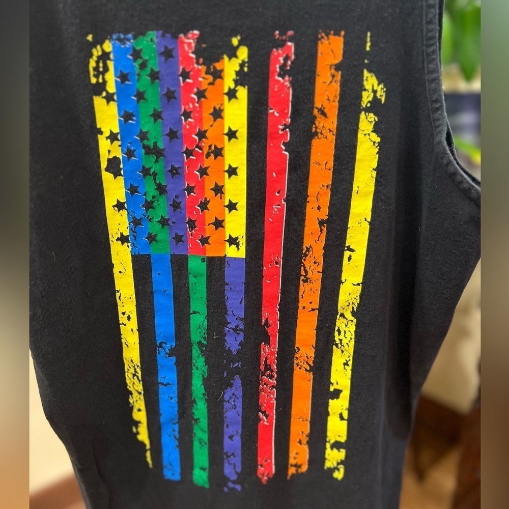 Rainbow flag tank size large in GUC
